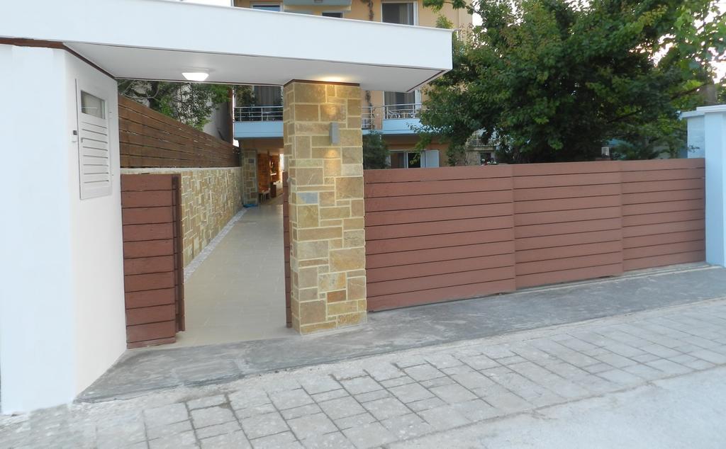 Mare 3* Himare